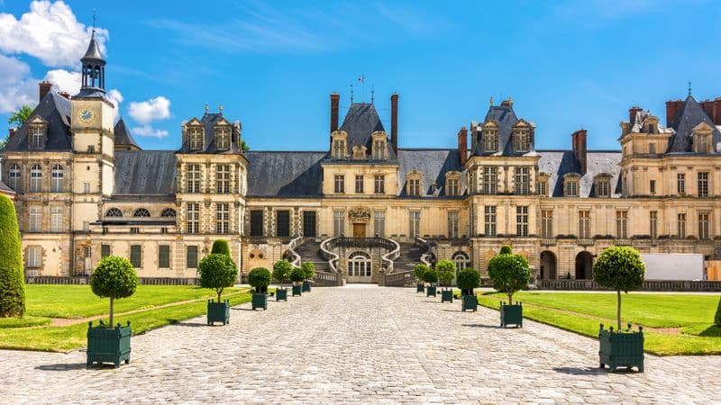Revisit France's Past, its Royal Sites, and Medieval Cities during a Historic Cruise on the Petite Seine  (port-to-port cruise)