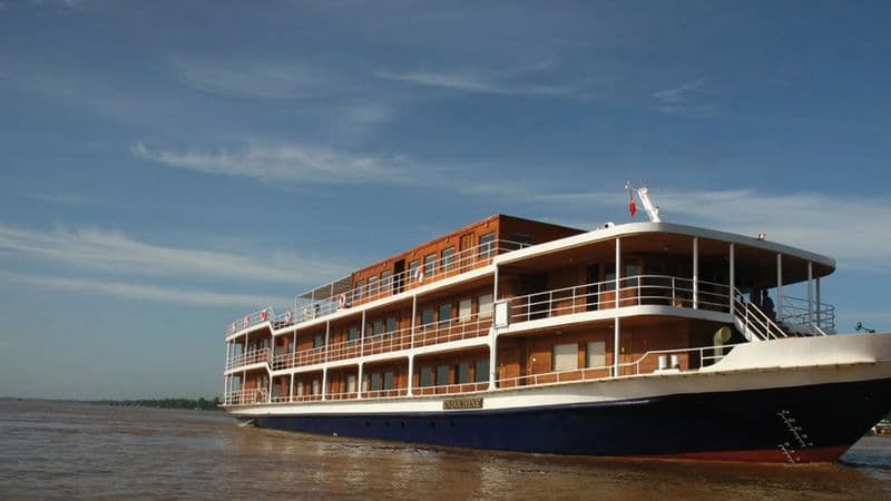 From the Mekong Delta to Siem Reap (port-to-port cruise)