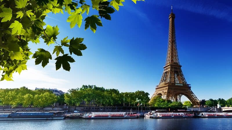 Short Break in Paris (port-to-port cruise)
