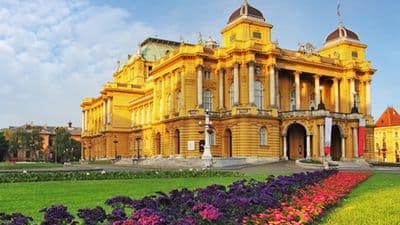 A journey between Central Europe and the Balkans (port-to-port cruise)