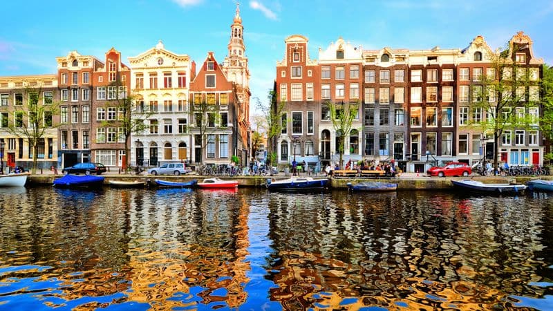 Springtime in Holland (port-to-port cruise)