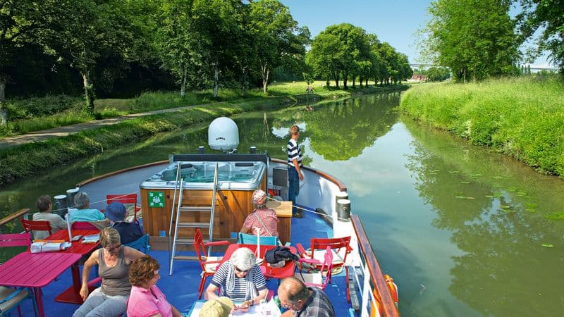 Discover the Fascinating History and Excellent Cuisine of the Burgundy Region (port-to-port cruise)