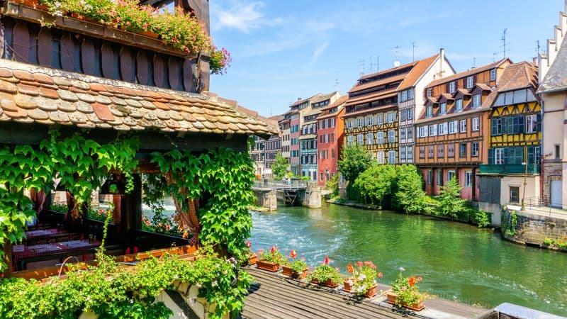 An exceptional cruise through the most beautiful regions of three different countries (port-to-port cruise)