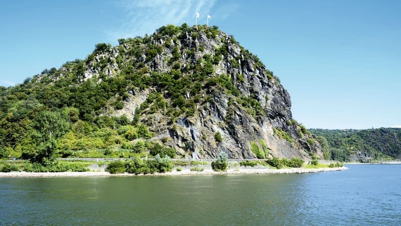 The Rhine in celebration (Port-Port)