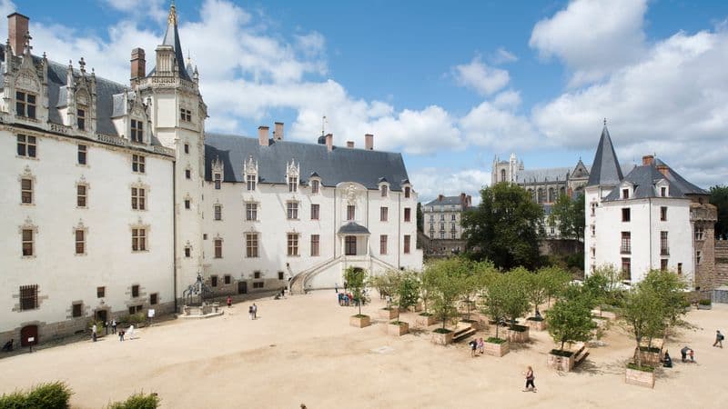 Christmas on the Loire (port-to-port cruise)