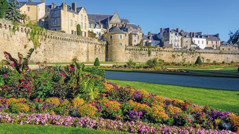 Beautiful Brittany and Royal Opulence in the Loire (port-to-port cruise)