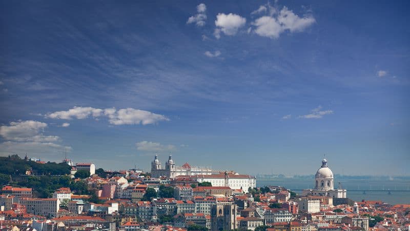 Lisbon, Porto and the Douro valley (Portugal) and Salamanca (Spain) (port-to-port cruise)