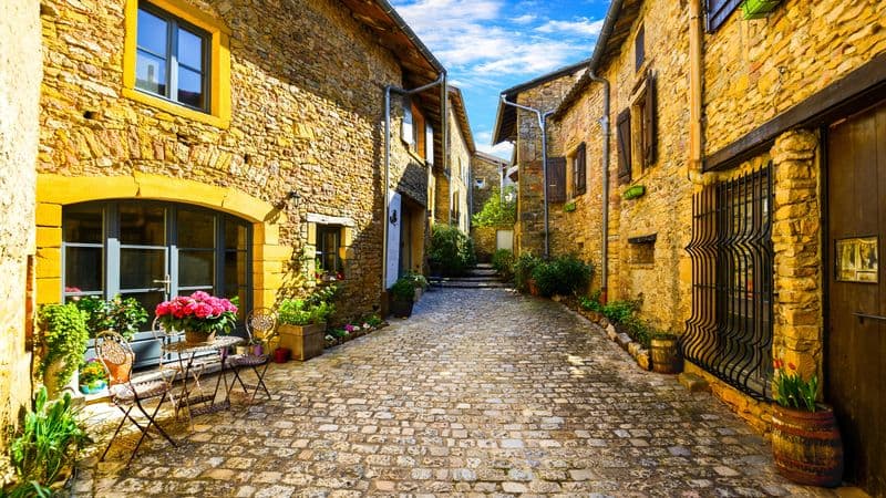 Lyon-Vintage Chic and Gourmet Delights (port-to-port cruise)
