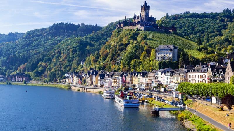 The Valley of the romantic Rhine, the Moselle and the Main (port-to-port cruise)