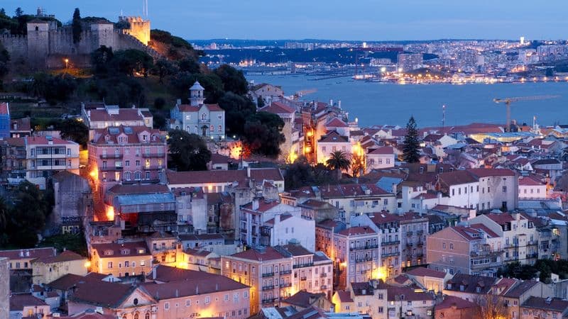 Discover Lisbon, Porto and the Douro Valley (port-to-port cruise)