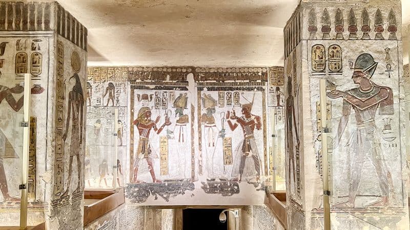 Cruise on the Nile: The Land of the Pharaohs (port-to-port cruise)