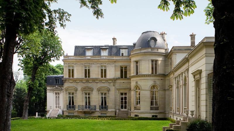 French Impressionism Along the Banks of the Seine (port-to-port cruise)