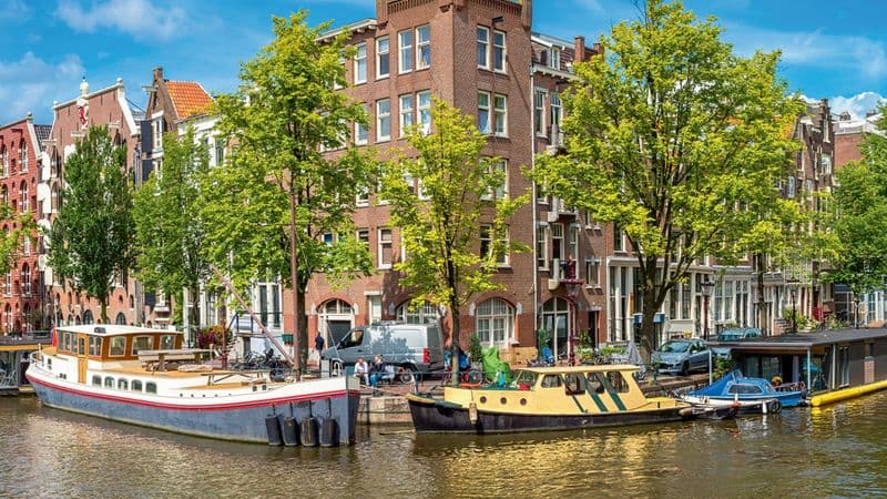 From Berlin to Strasbourg (port-to-port cruise)
