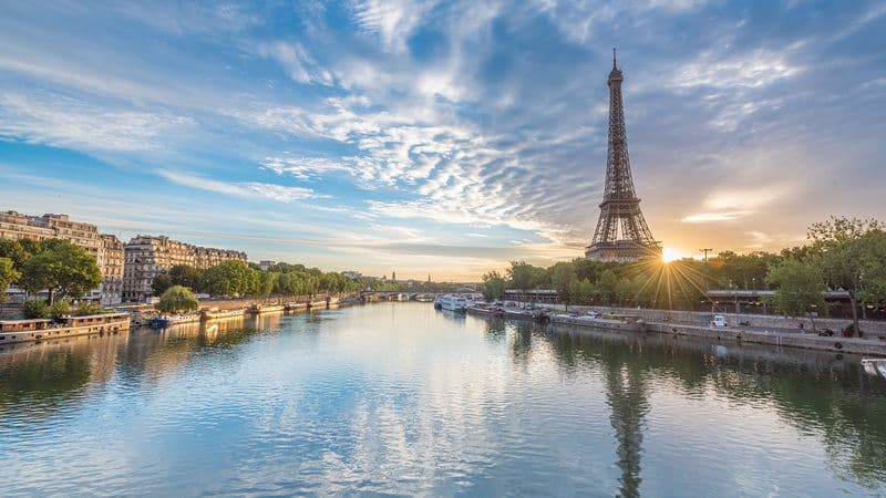 Parisian New Year on the Seine (port-to-port cruise)