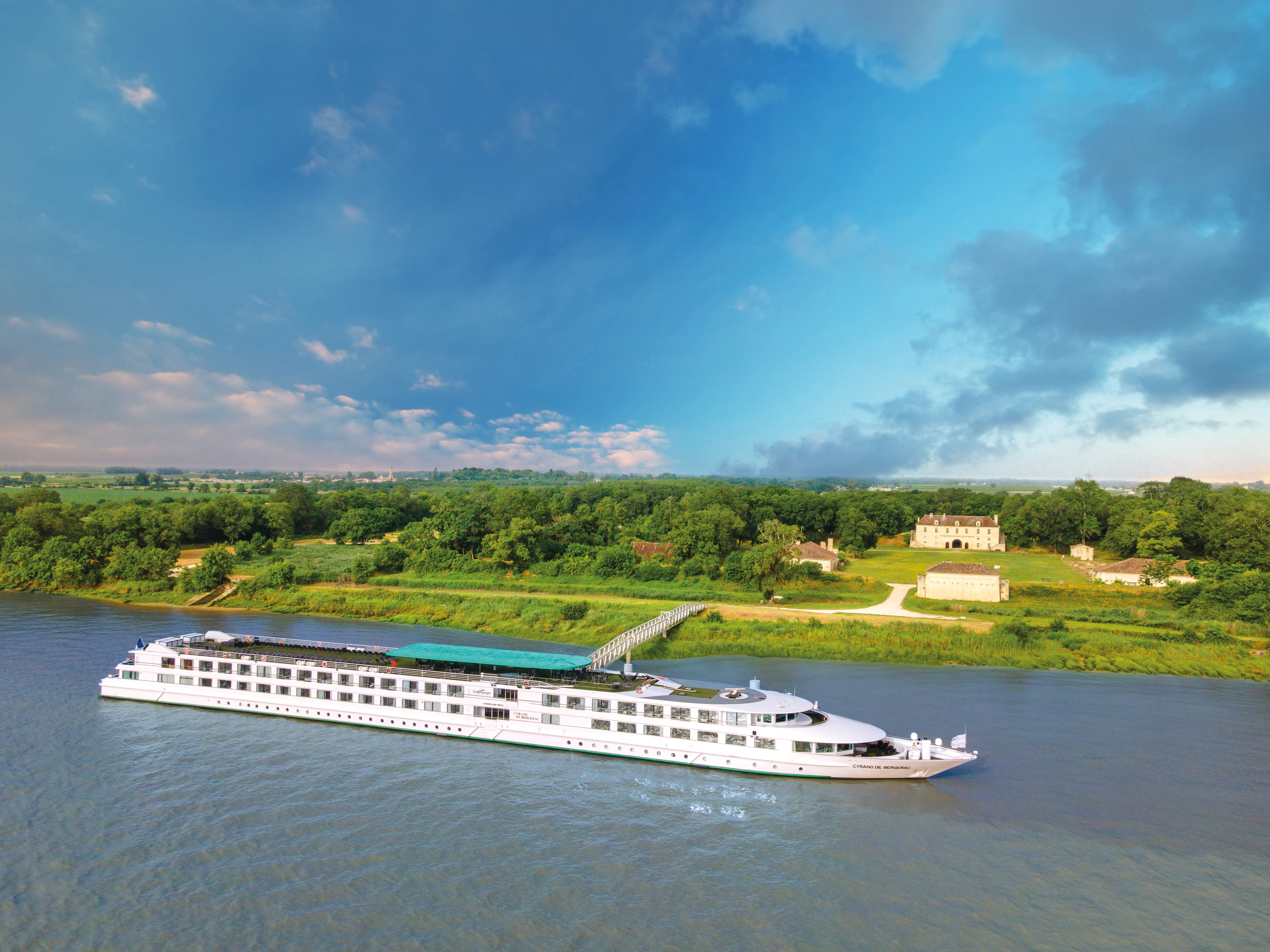 In the Heart of Basque Terroirs: From Bordeaux to the Vineyards of Médoc (port-to-port cruise)