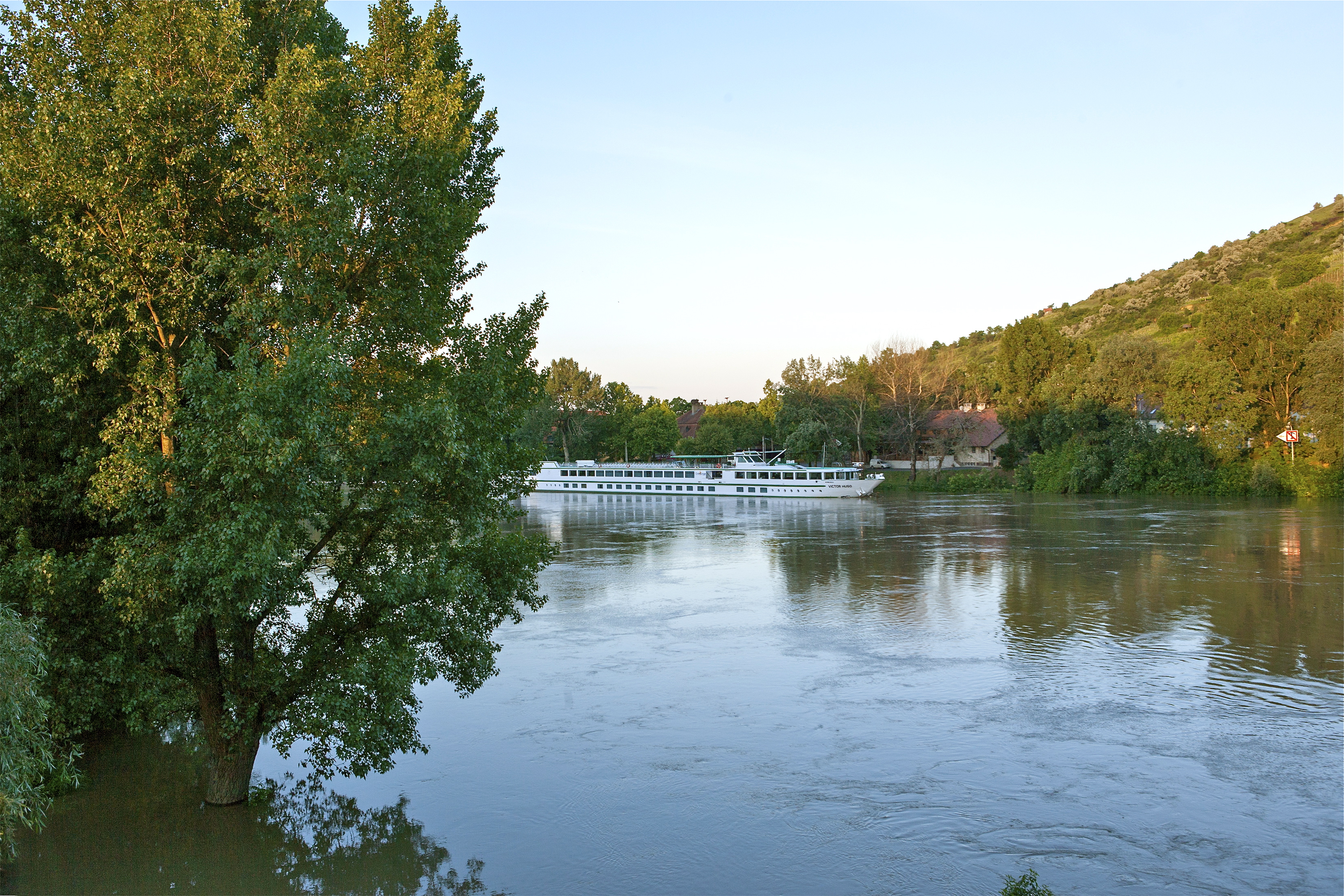 From the Danube to the Tisza, through the Real Hungary (port-to-port cruise)
